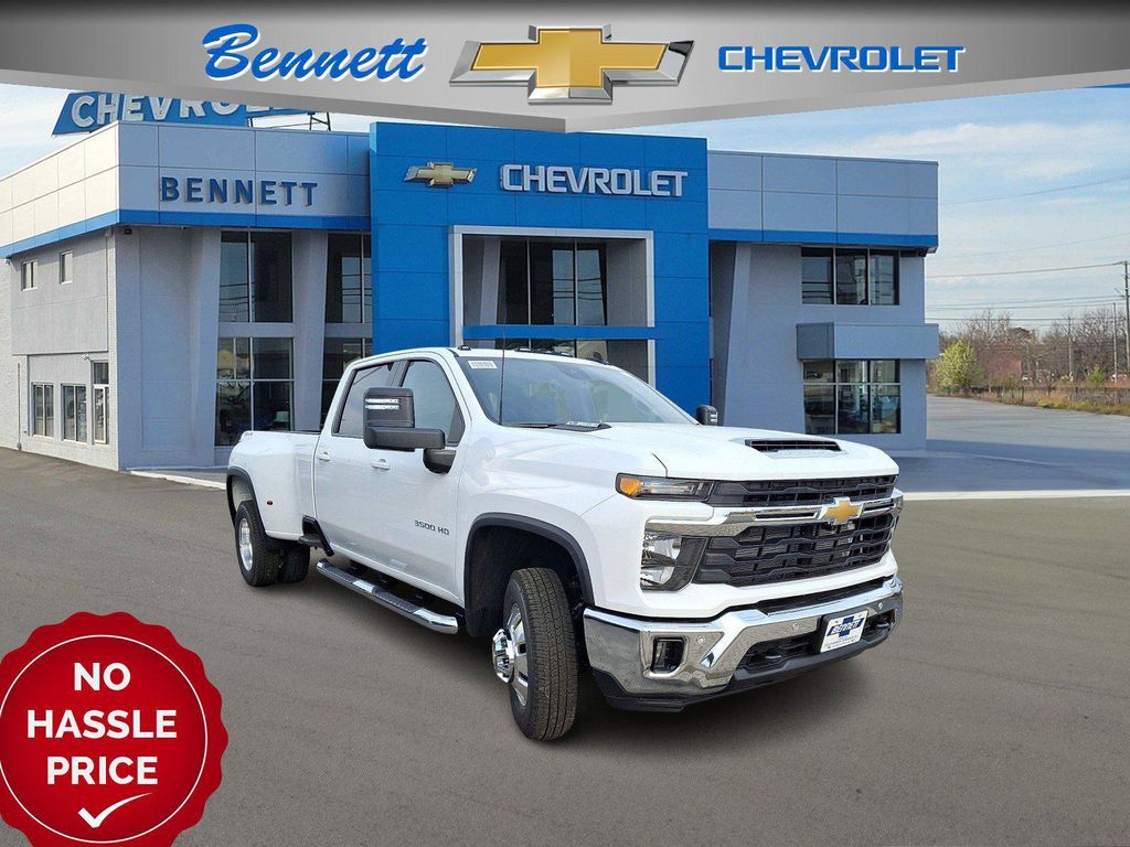 New 2026 Chevrolet Silverado 3500 LT