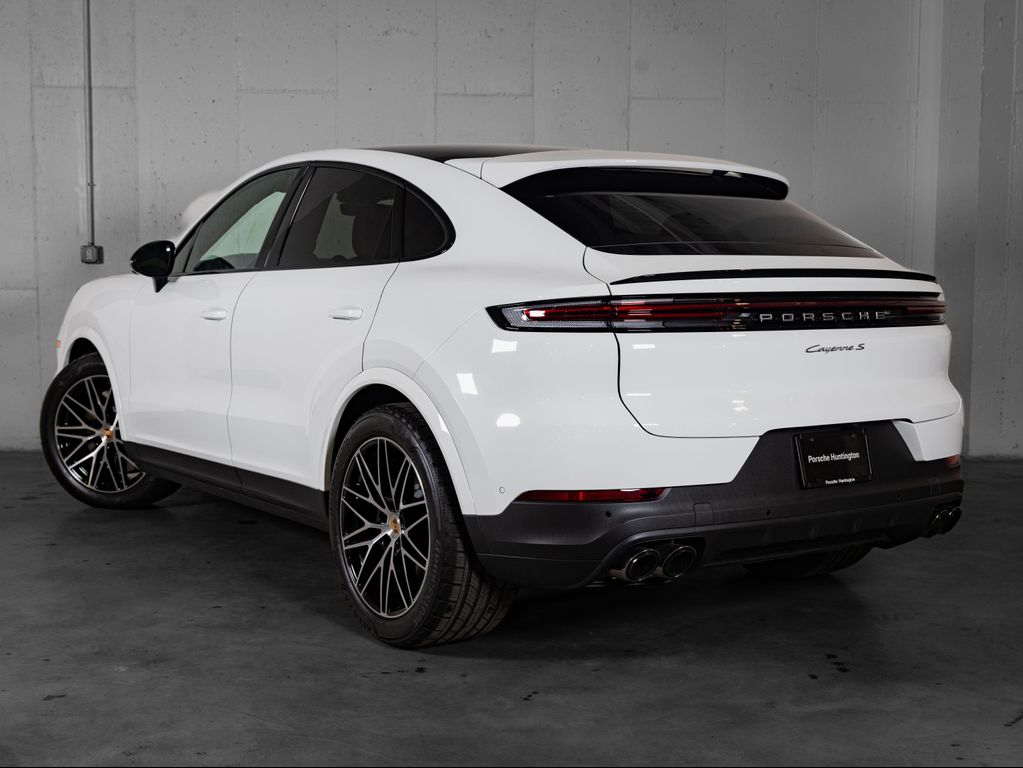 صورة 3 لـ 2026 Porsche CAYENNE S