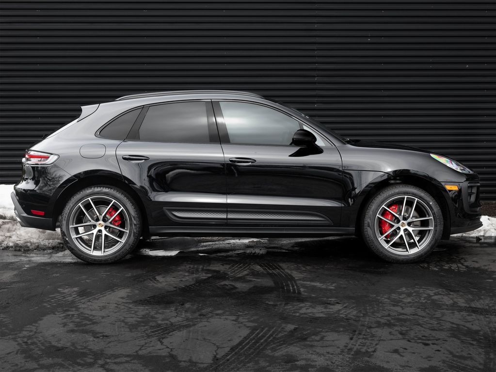 صورة 9 لـ 2026 Porsche MACAN
