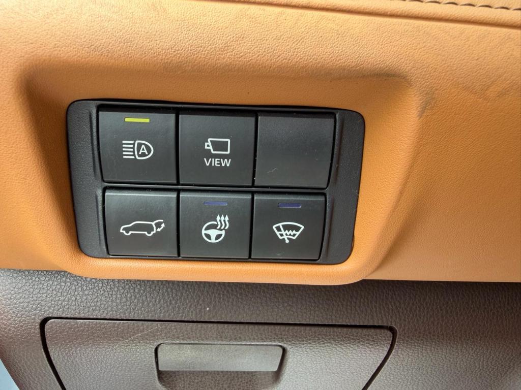 صورة مصغرة 28 لـ 2021 Toyota HIGHLANDER PLATINUM