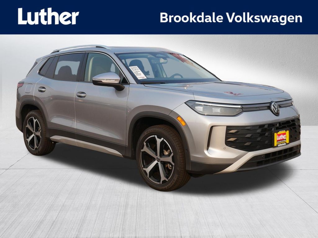 New 2026 Volkswagen Tiguan 2.0T SE