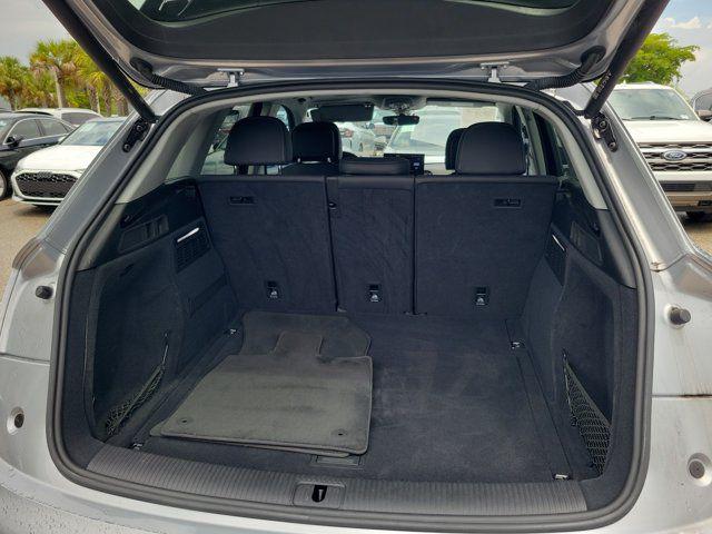 صورة 7 لـ 2023 AUDI Q5 45 S LINE PREMIUM