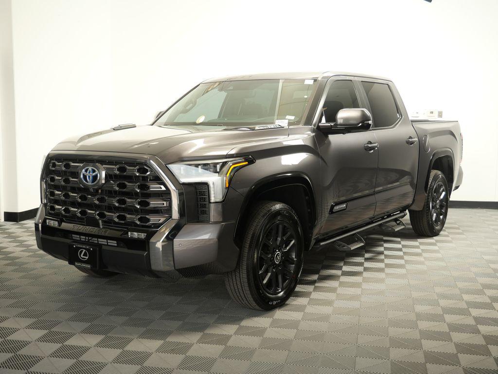 TOYOTA TUNDRA - 4