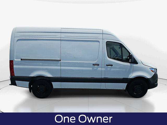 2025 Mercedes-BENZ OTHERS photo 3