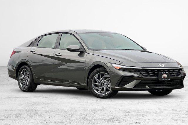 New 2026 Hyundai ELANTRA HEV Blue