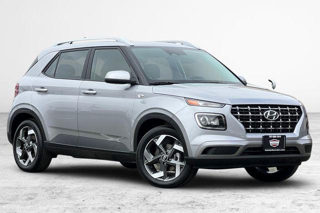 New 2026 Hyundai VENUE SEL