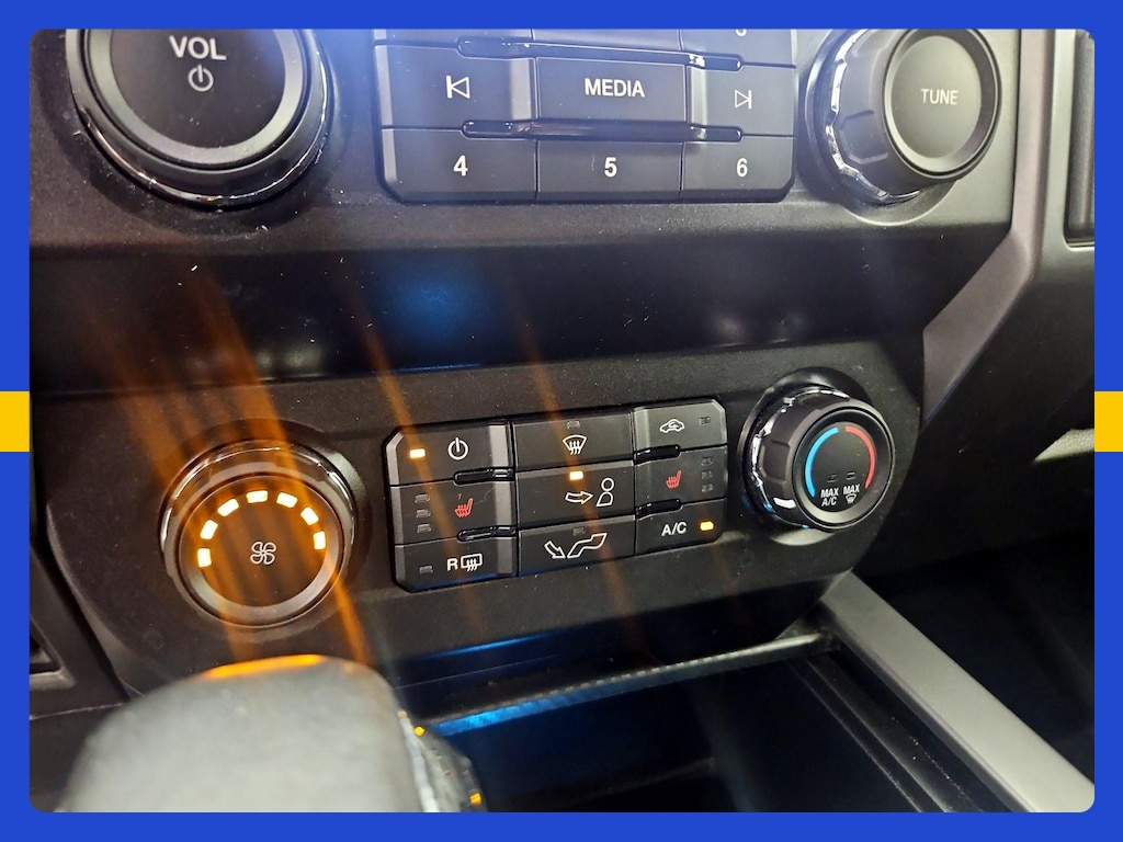 صورة مصغرة 20 لـ 2020 FORD F-150 XLT