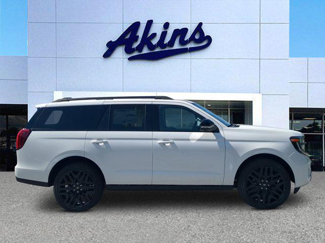 New 2026 Ford Expedition Platinum