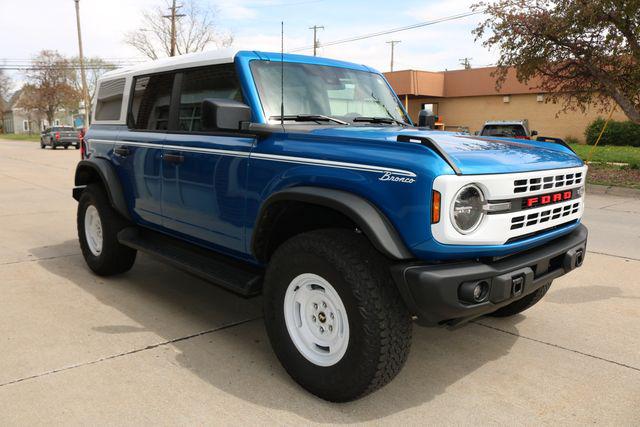 FORD BRONCO HERITAGE EDITION - 10