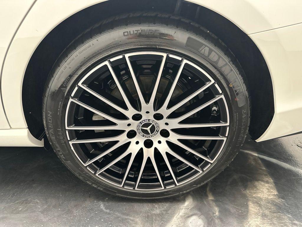 صورة مصغرة 32 لـ 2025 Mercedes-BENZ C-CLASS