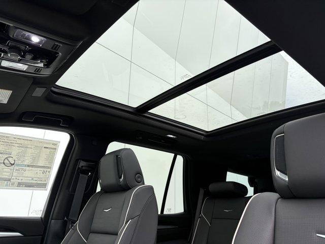 صورة 17 لـ 2026 Cadillac ESCALADE 4WD LUXURY