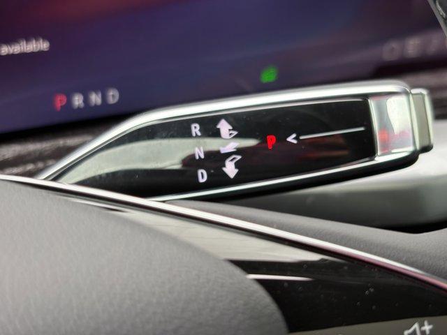 صورة مصغرة 23 لـ 2026 Cadillac ESCALADE IQL SPORT