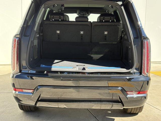 صورة 9 لـ 2026 Cadillac ESCALADE IQL SPORT