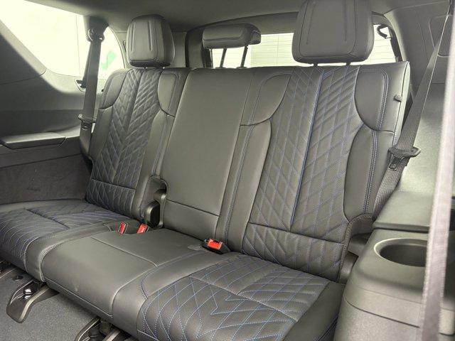 2026 Cadillac ESCALADE IQL SPORT thumbnail 15