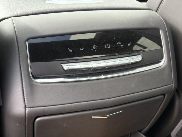 صورة مصغرة 16 لـ 2025 Cadillac ESCALADE ESV V-SERIES