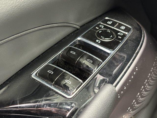 صورة مصغرة 30 لـ 2024 Cadillac LYRIQ LUXURY