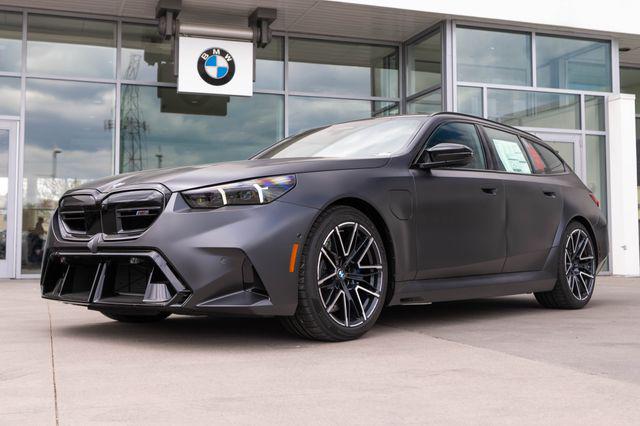 New 2027 BMW M5 Base
