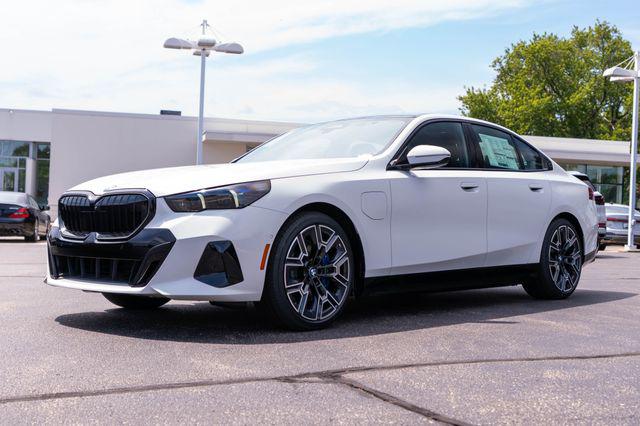 New 2027 BMW 550e 550e xDrive