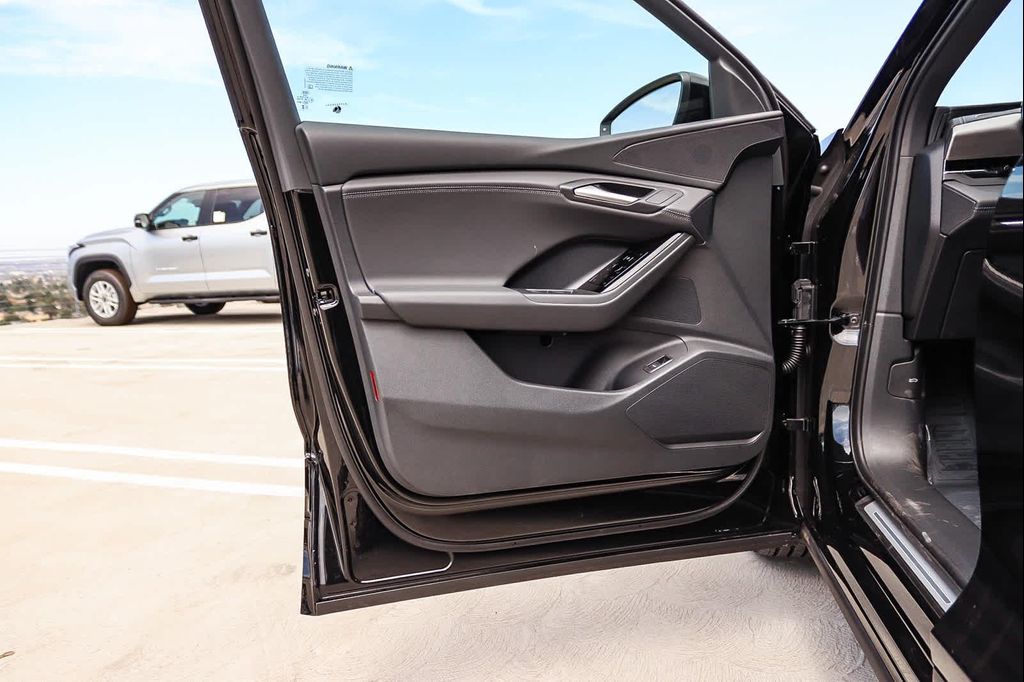 2027 AUDI Q6 E-TRON SPORTBACK PREMIUM QUATTRO — миниатюра 28