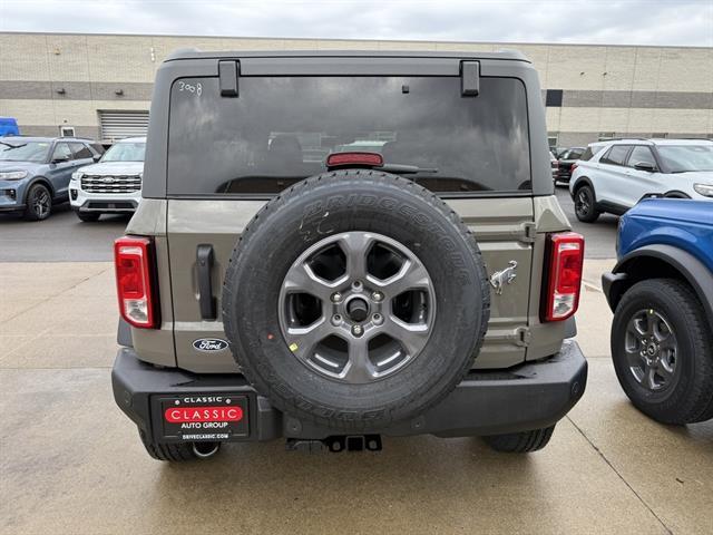 FORD BRONCO - 4