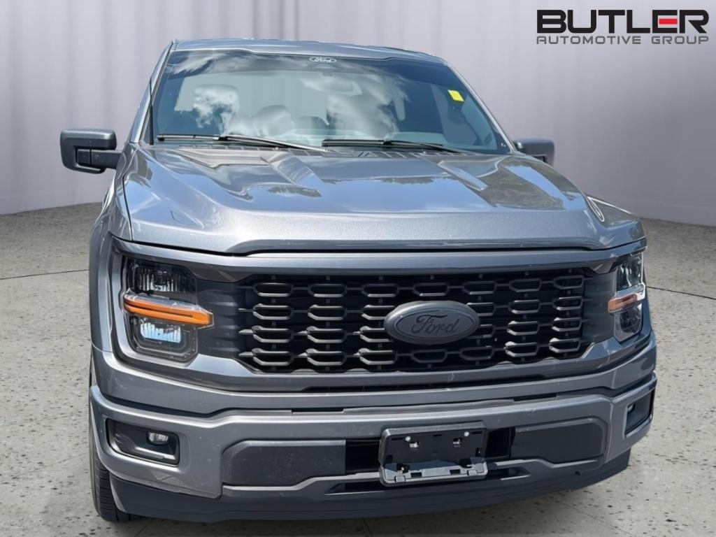 صورة 5 لـ 2024 FORD F-150 STX