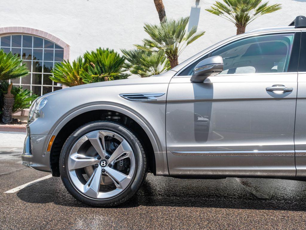 صورة مصغرة 30 لـ 2026 Bentley BENTAYGA V8