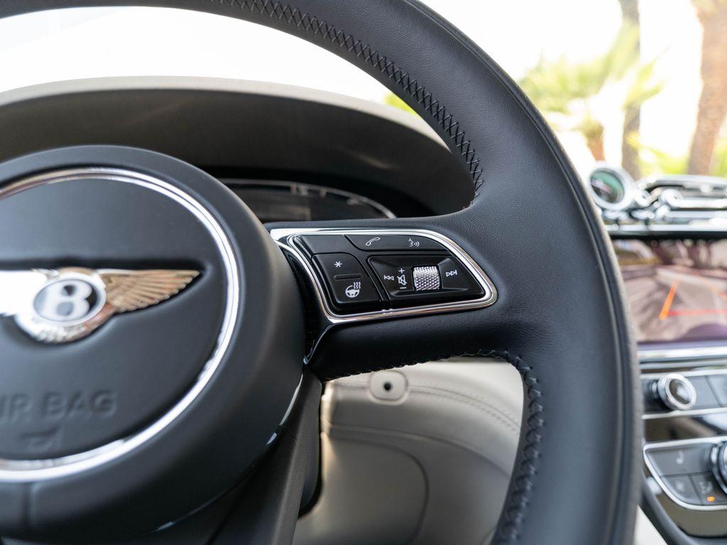 2026 Bentley BENTAYGA V8 照片 9