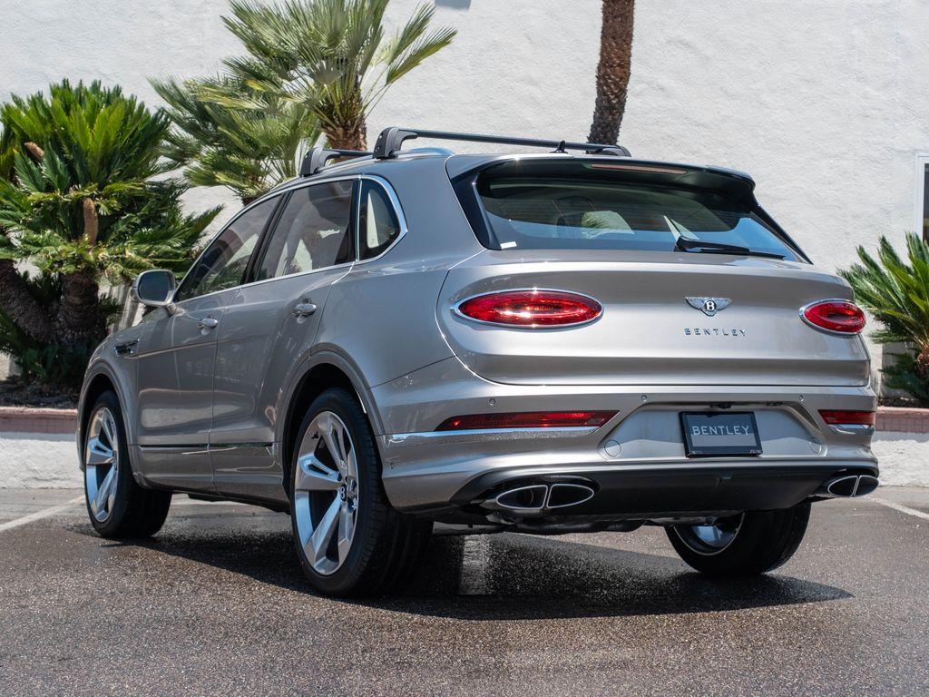 2026 Bentley BENTAYGA V8 照片 3