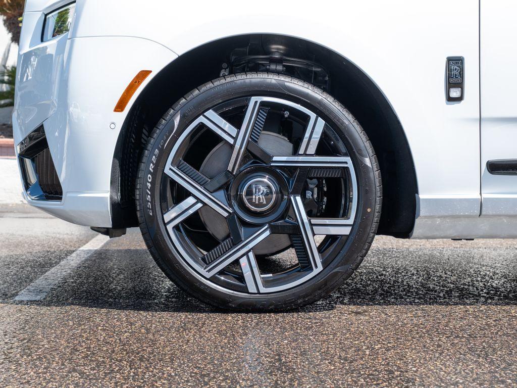 صورة مصغرة 11 لـ 2027 ROLLS-ROYCE CULLINAN