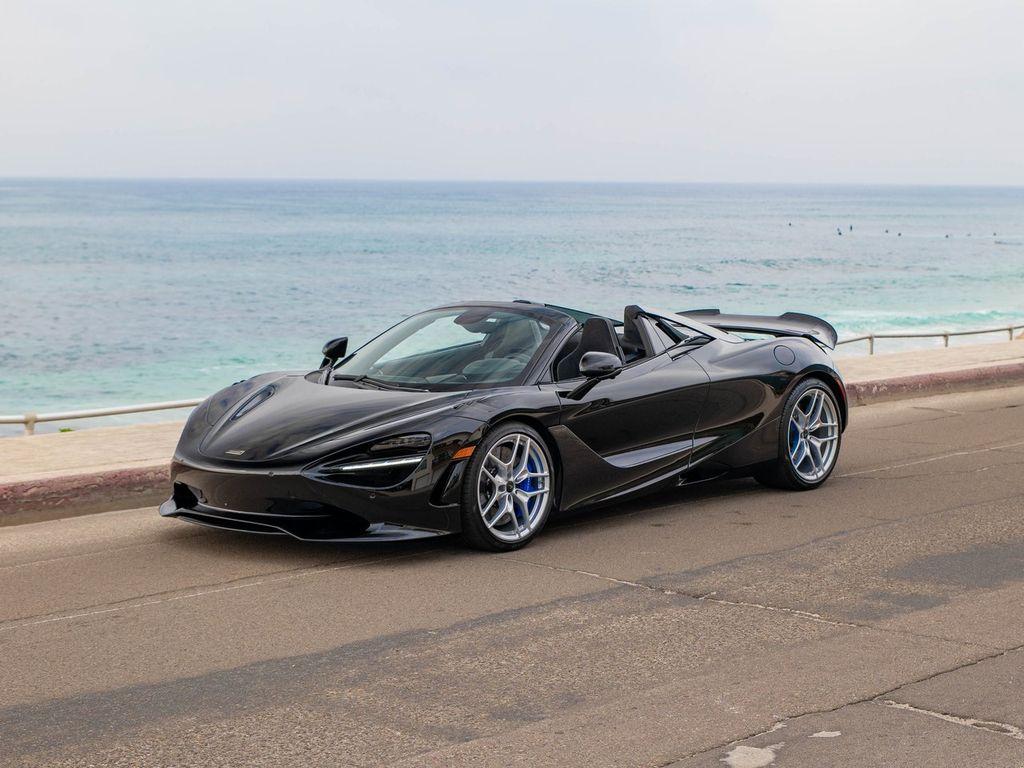 New 2026 McLaren 750S Base