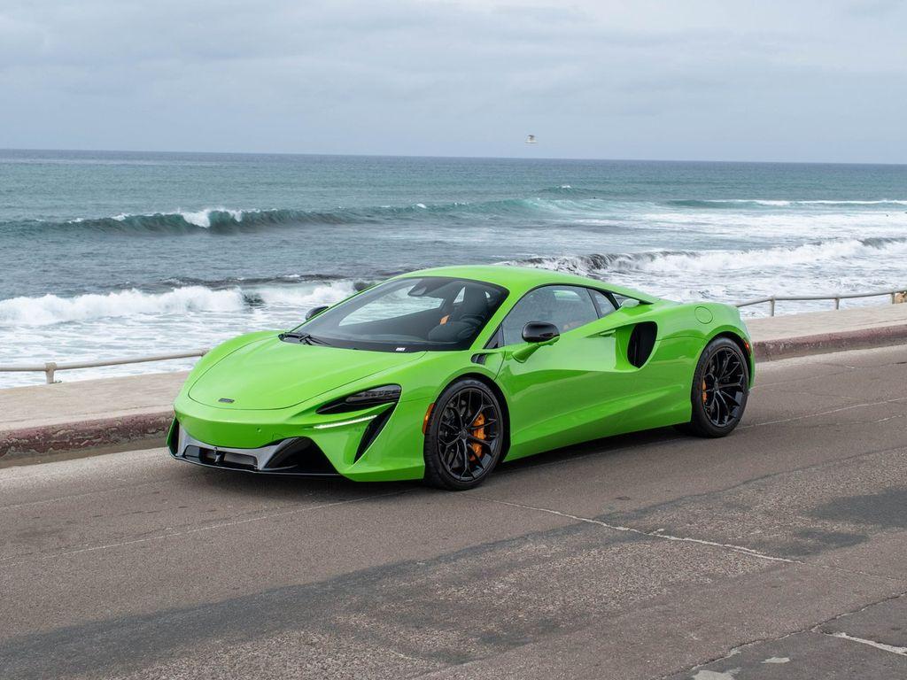 New 2026 McLaren Artura
