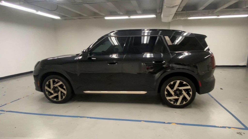 صورة 6 لـ 2025 MINI COUNTRYMAN COOPER S ALL4