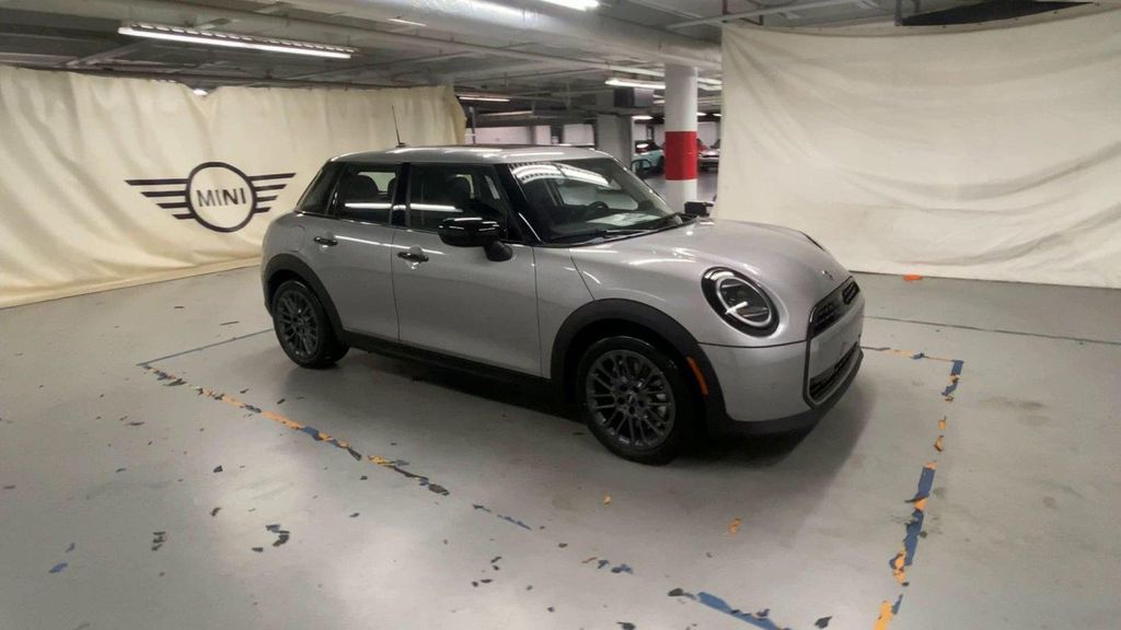 2027 MINI HARDTOP COOPER — фото 2