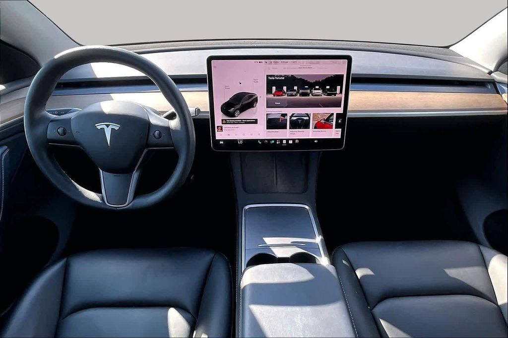 2023 Tesla MODEL Y AWD — миниатюра 15