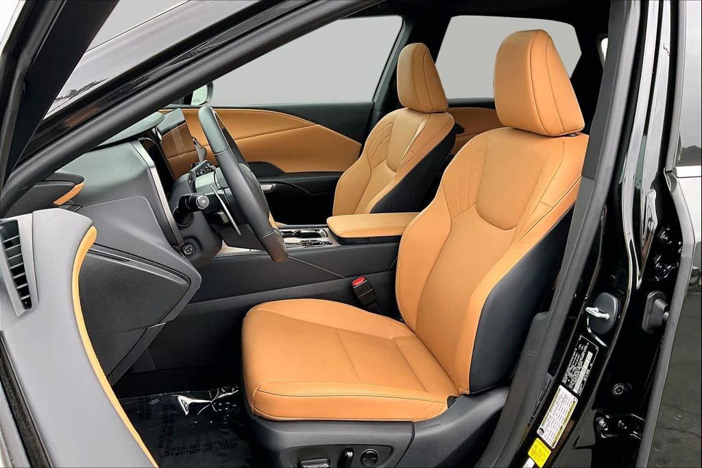 2025 Lexus RX 350H PREMIUM — фото 8