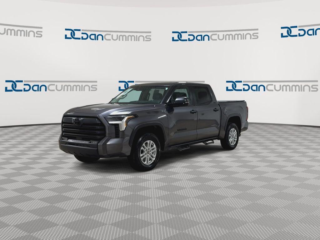 TOYOTA TUNDRA - 4