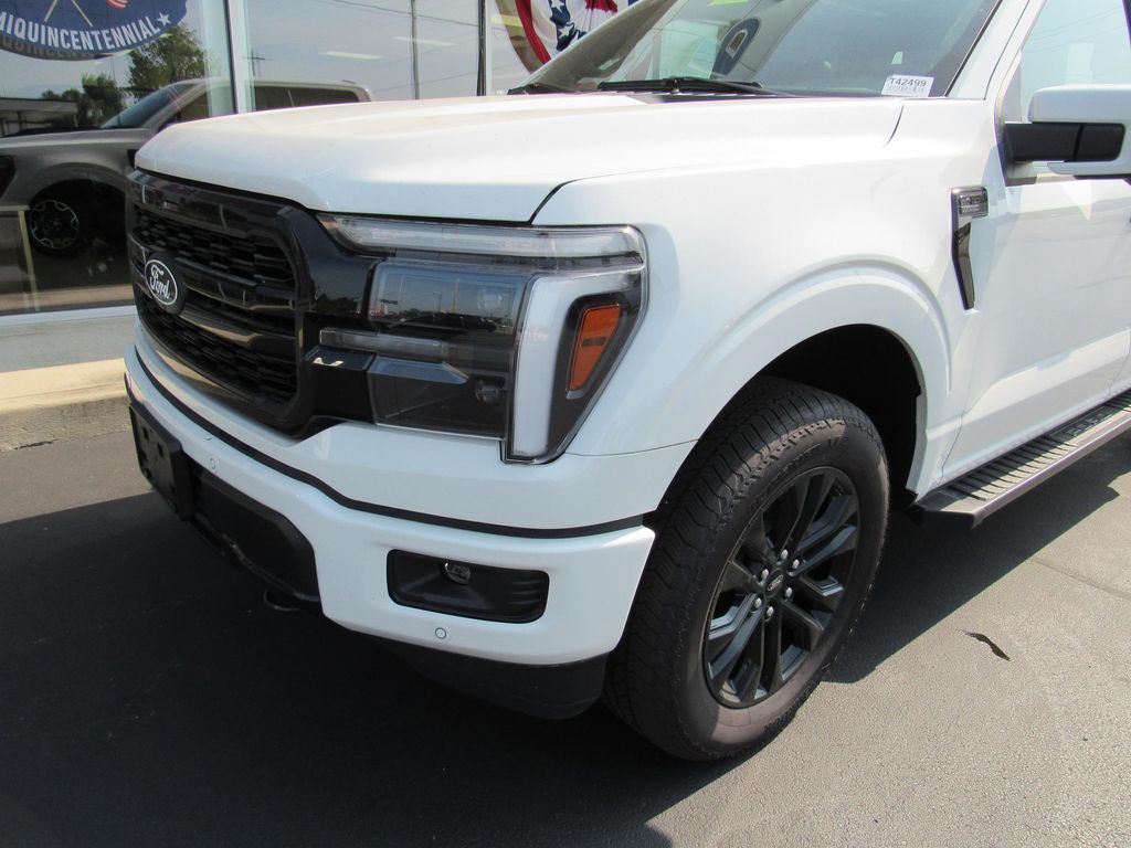 2026 FORD F-150 LARIAT — фото 9