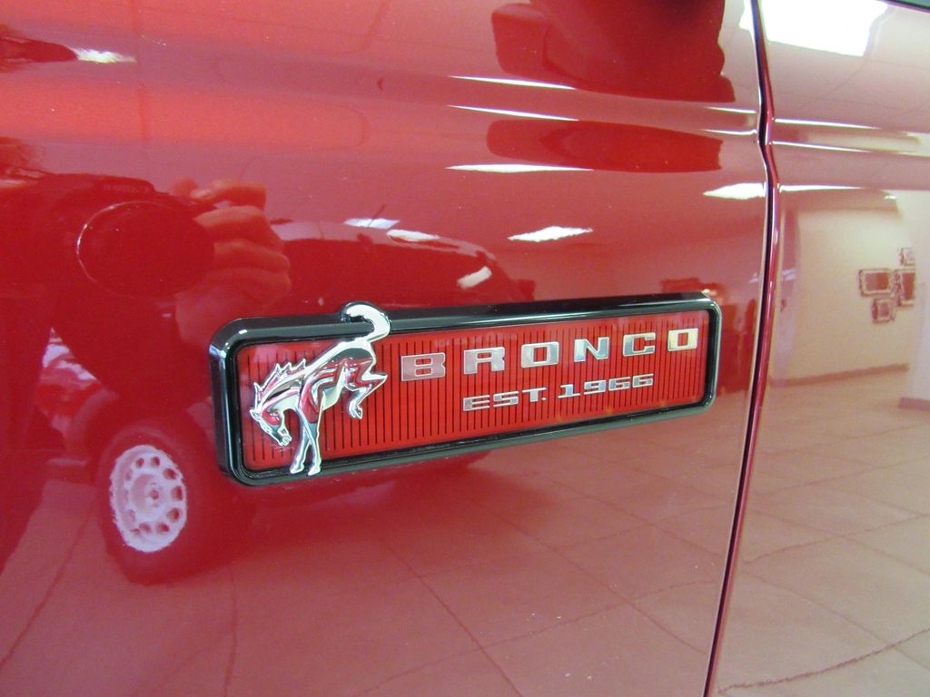FORD BRONCO - 8