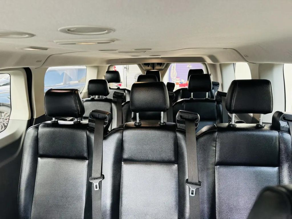 صورة 35 لـ 2021 FORD TRANSIT-150 XL