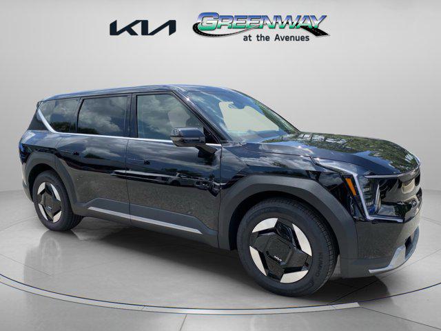 New 2026 Kia EV9 Light Short Range