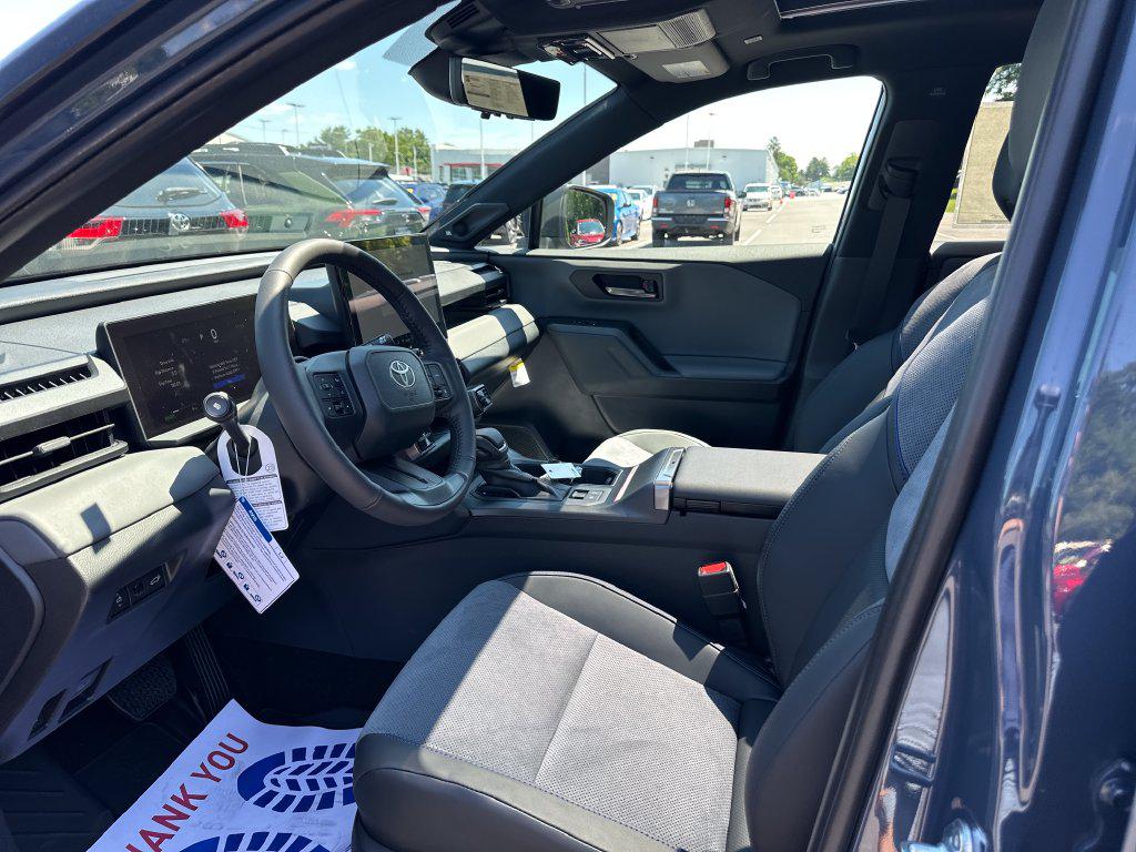 صورة مصغرة 10 لـ 2026 Toyota RAV4 SE