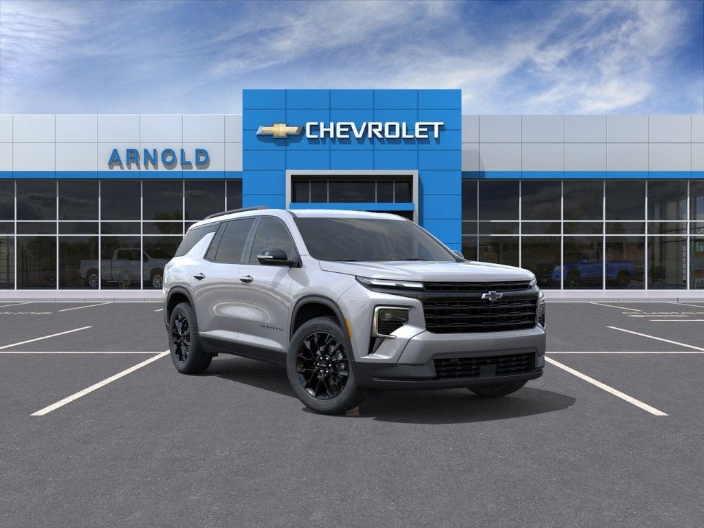 New 2026 Chevrolet Traverse LT