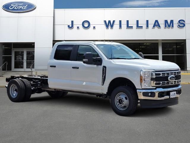 New 2026 Ford F-350 XL