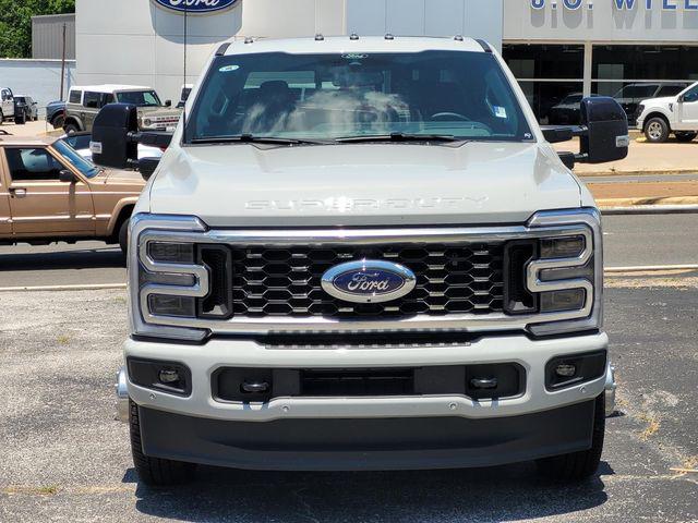 صورة 2 لـ 2026 FORD F-350 PLATINUM