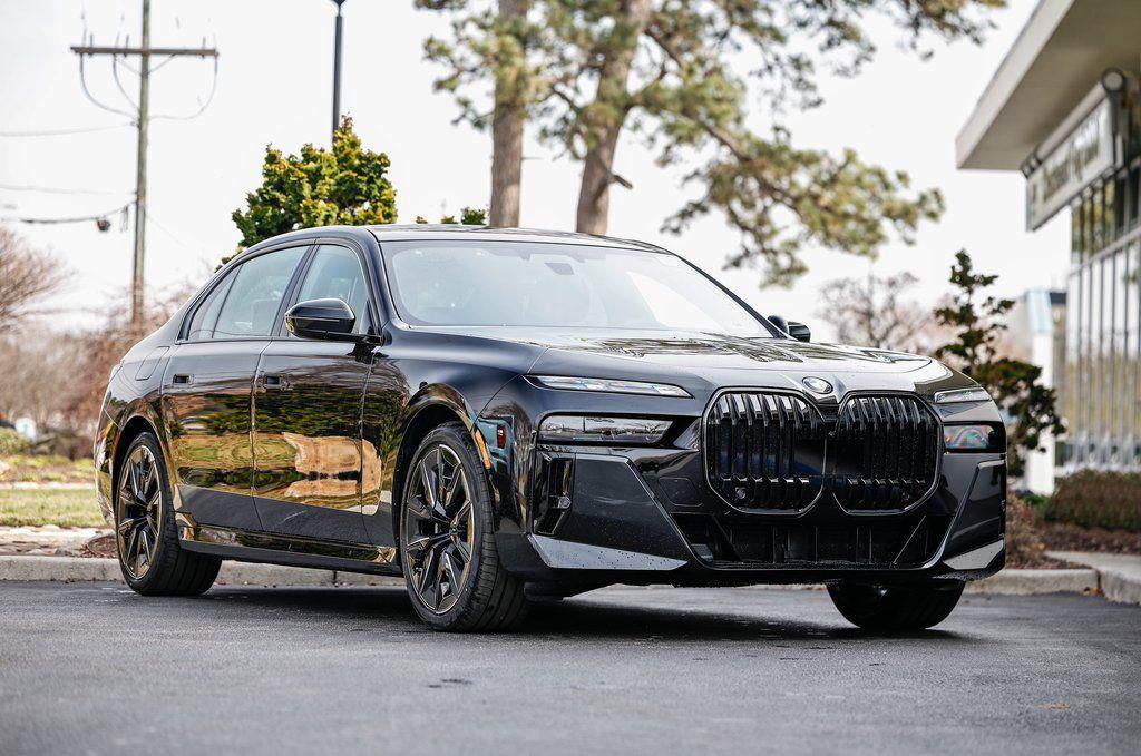New 2026 BMW 740 i