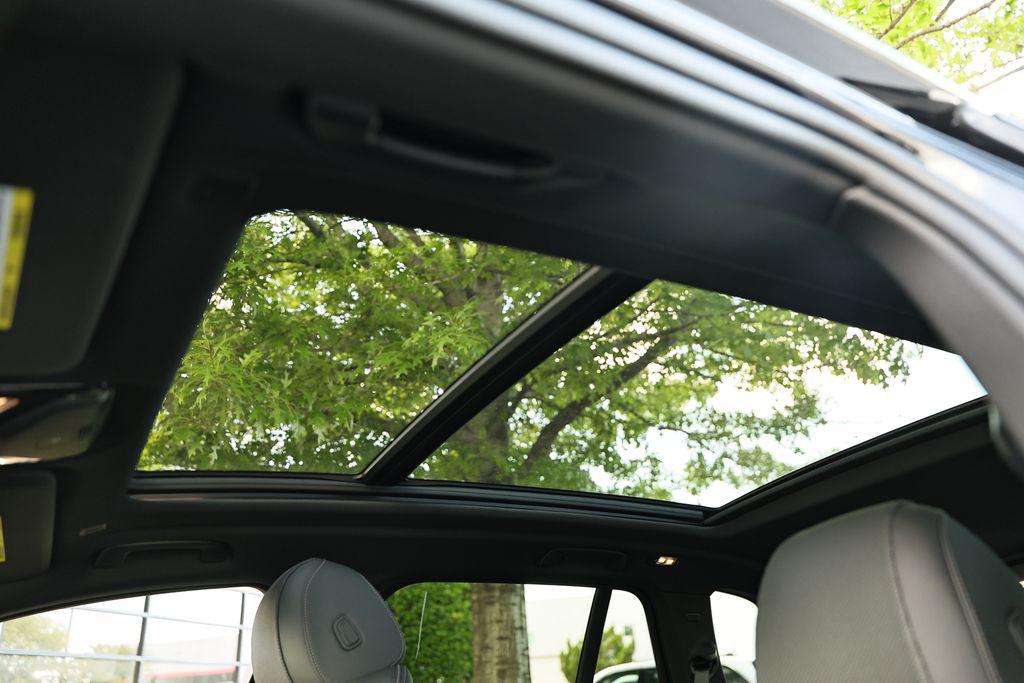 2026 BMW X5 XDRIVE50E — миниатюра 18