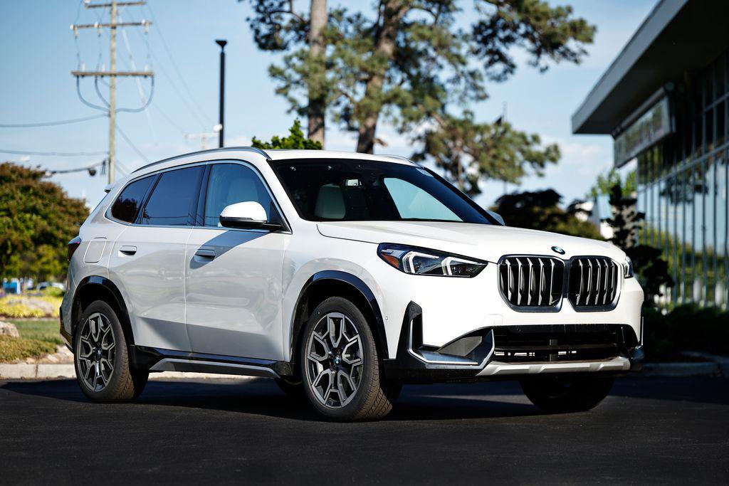 New 2026 BMW X1 xDrive28i