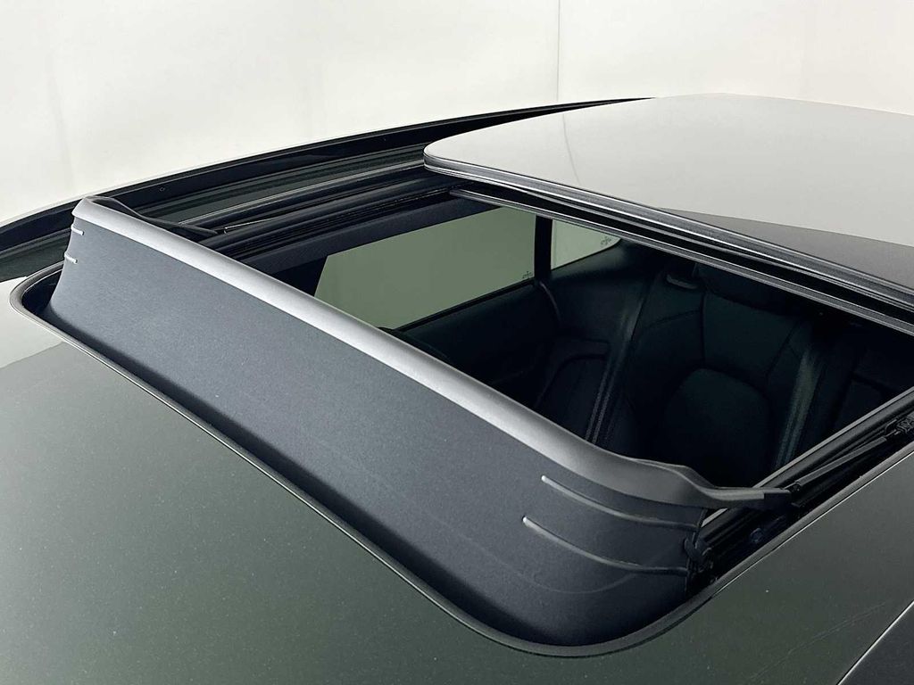 صورة مصغرة 21 لـ 2026 Porsche MACAN MACAN ELECTRIC