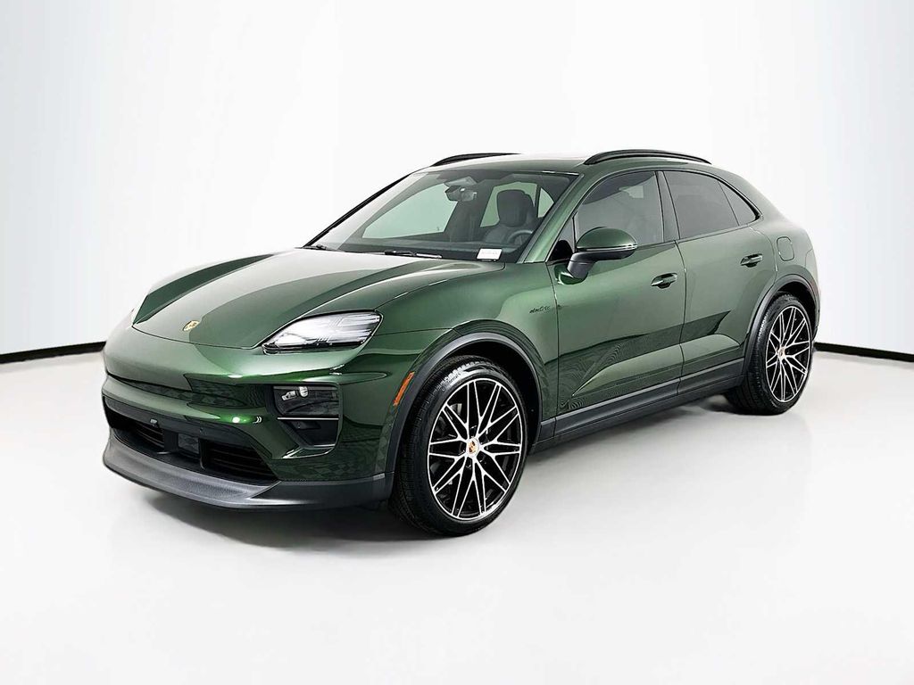 New 2026 Porsche Macan Macan Electric