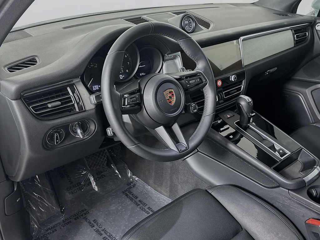 صورة 4 لـ 2026 Porsche MACAN